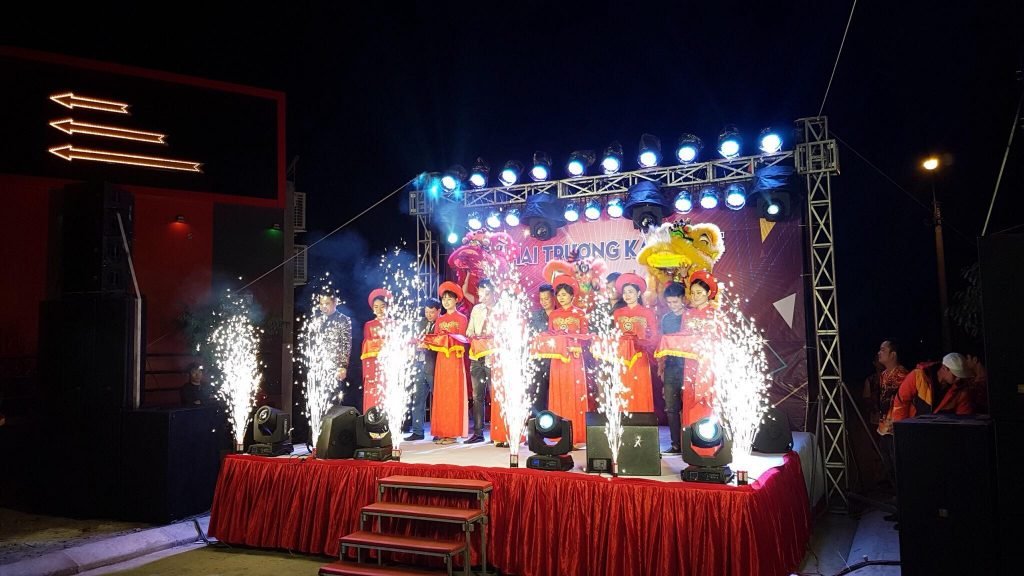 le-khai-truong-karaoke