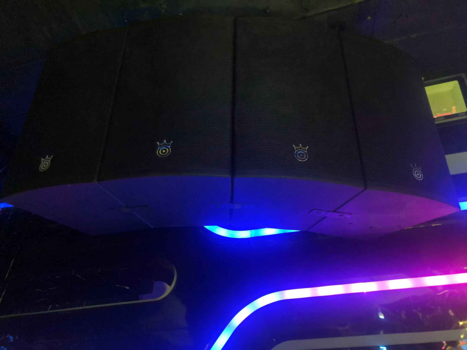 dan-am-thanh-loa-viet-nam-cao-cap-ngo-minh-audio-w-series-2